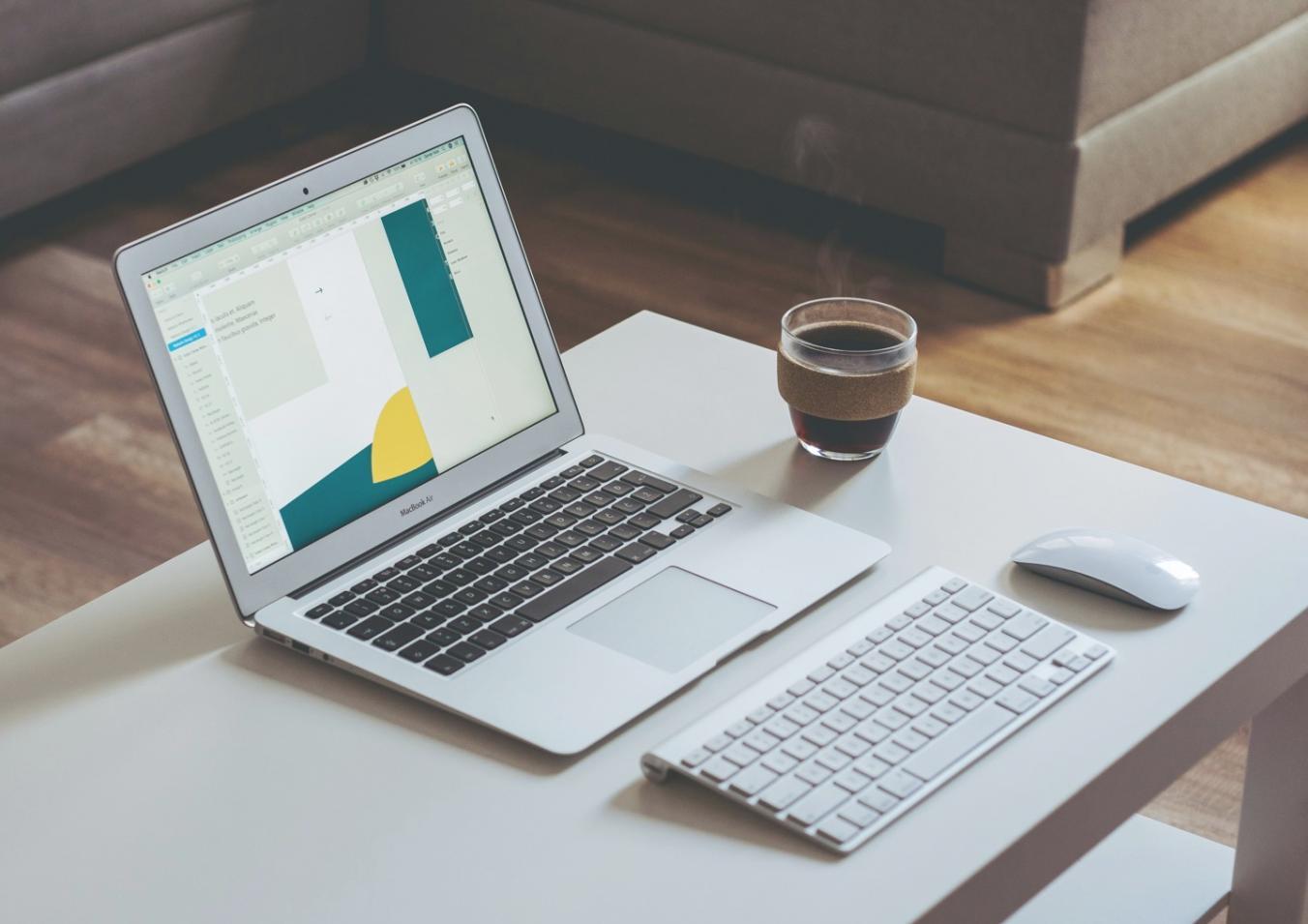 Teilnehmer beim gemeinsamen Lernen und Austausch in Berlin